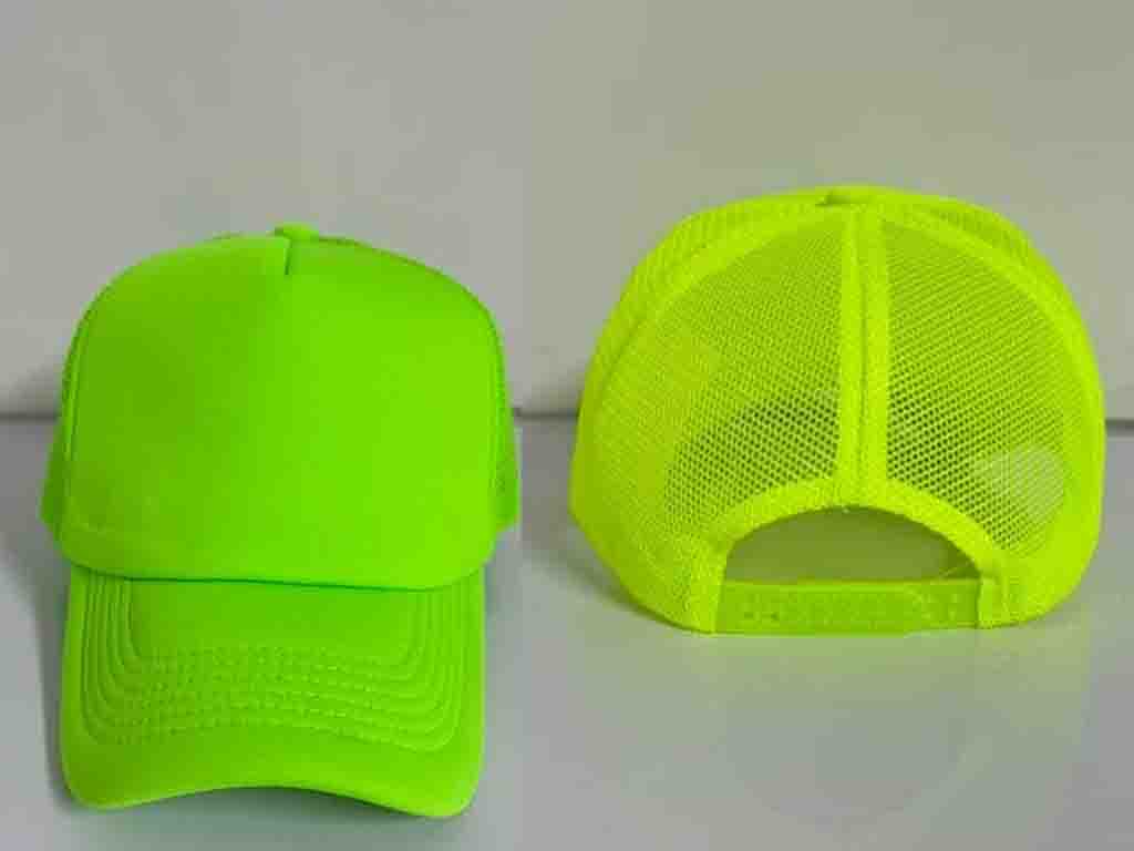 venta y elaboración de gorras con malla en bordados kyad